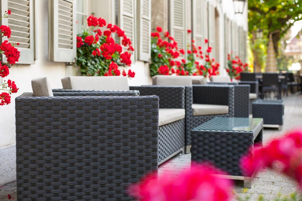 Weisses Kreuz Hotel Lyss Kültér fotó