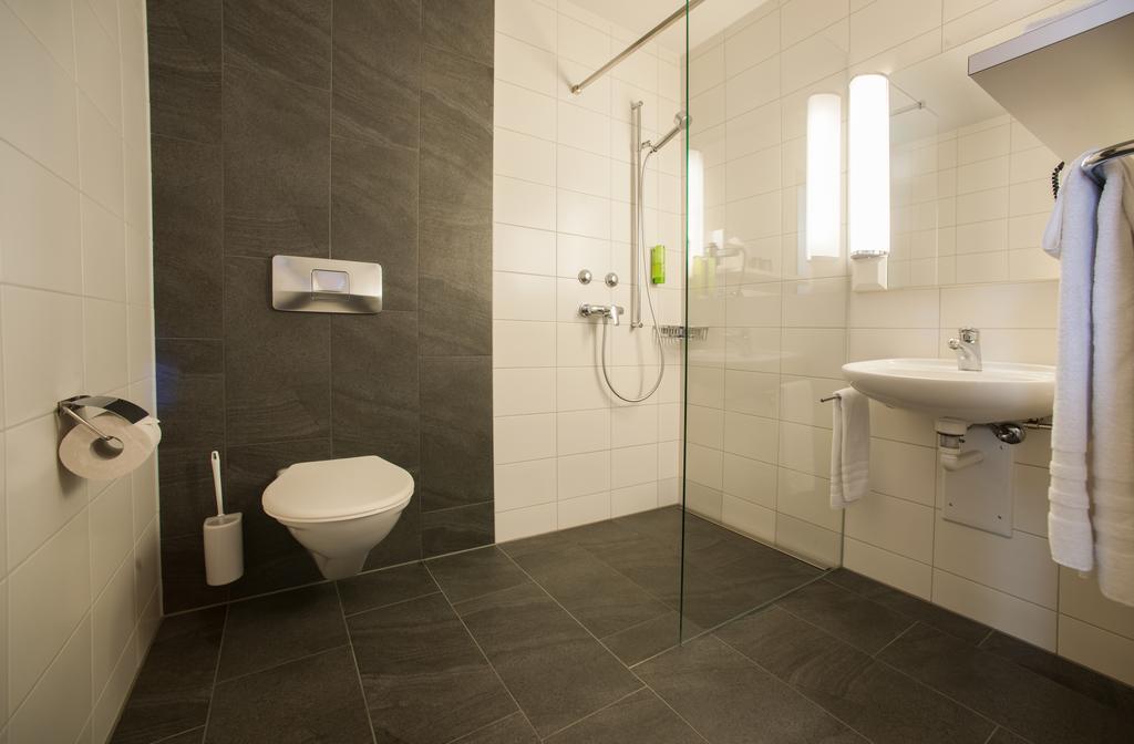 Weisses Kreuz Hotel Lyss Kültér fotó