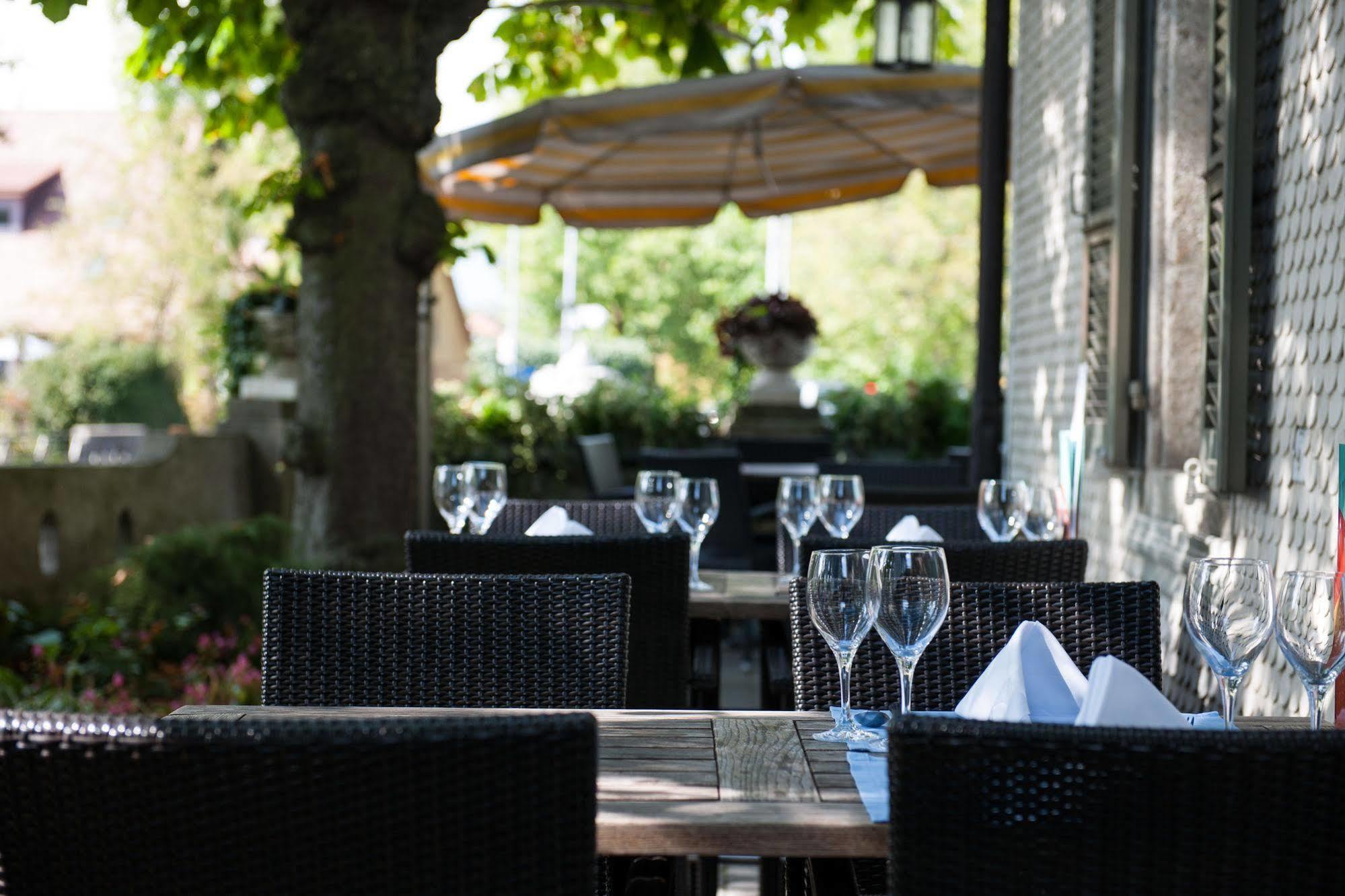 Weisses Kreuz Hotel Lyss Kültér fotó