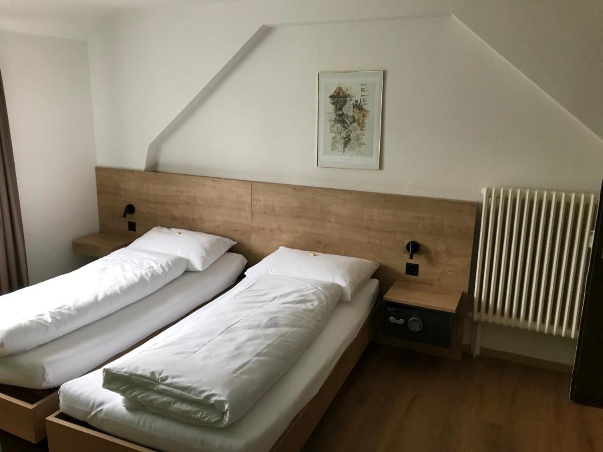 Weisses Kreuz Hotel Lyss Kültér fotó