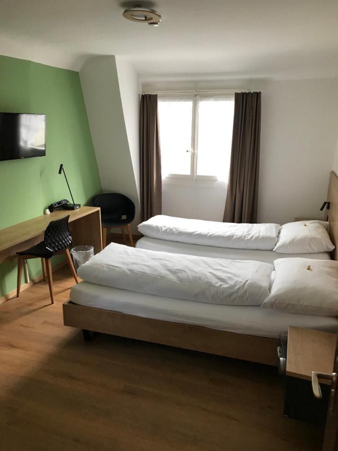 Weisses Kreuz Hotel Lyss Kültér fotó